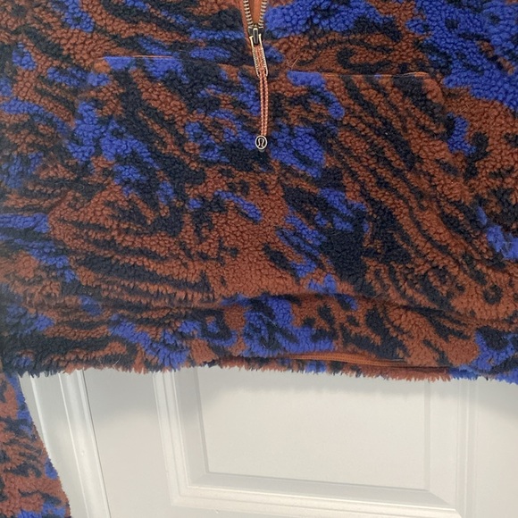 Lululemon Scuba Oversized Fleece Funnel Neck, XS/S - Picture 6 of 8